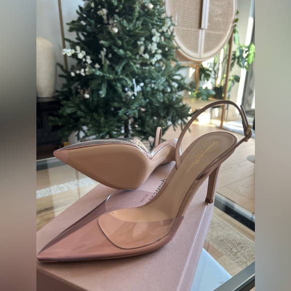 Gianvito Rossi Ribbon D'Orsay 85 Vinyl & Paten - Picture 2 of 5